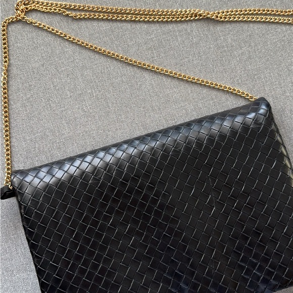 Faux leather square detail crossbody chain envelope style bag - Picture 8 of 10